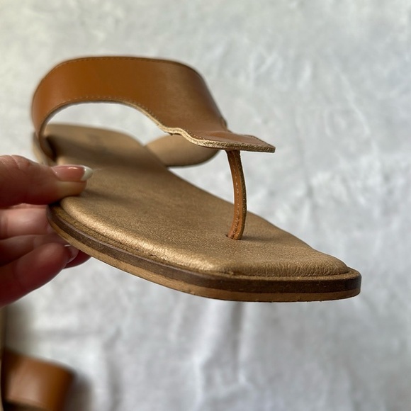 IRIS & INK Women’s Slip On Soft Leather Flat Thong Minimalist Summer Sandals 37 - Picture 5 of 8